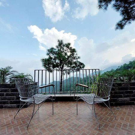 Oren Kasauli Hotel Exterior photo